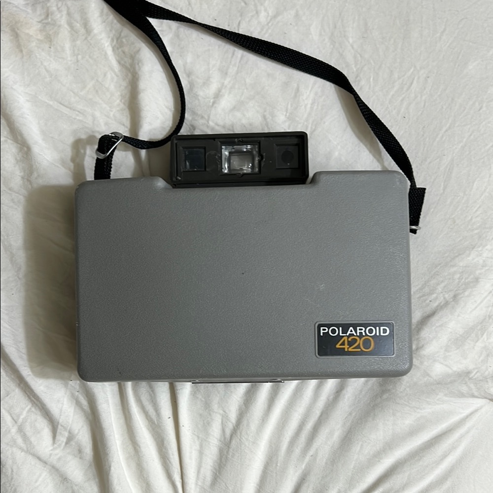 Vintage Polaroid 420 Land Camera - Picture 6 of 6